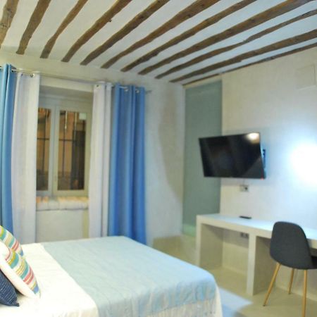 Apartamento Nao Malasana - Gran Via Madrid Kültér fotó