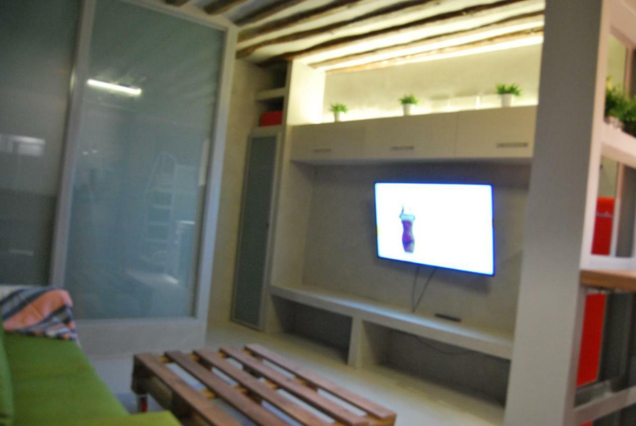 Apartamento Nao Malasana - Gran Via Madrid Kültér fotó